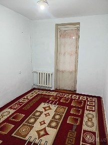 2 xona 3 xona qilingan uy sotiladi