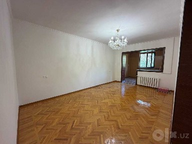 Продаётся 2 комнатная квартира ремонт ул. Саида Барака