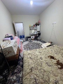 Sergeli choshtepa 1 xona srochna sotiladi