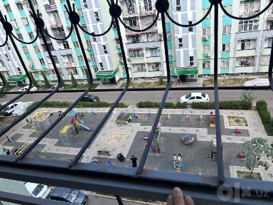 2-x комн квартира 50м2 6/9 на Махтумкули за 600у.е. (торг не уместен)