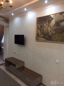 Cдается своя 1 комнатная кв. в центре! Ц-4 ! Ориентир PLOV LOUNG