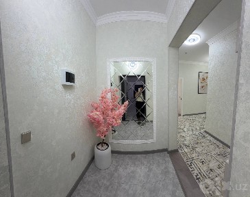 Срочно остается двухкомнатная квартира