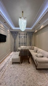 Продается 2 ком. Квартира площадью 61 кв. м. По ул. Рудаки на 1 этаже