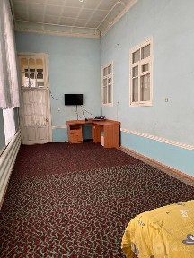 Arendaga 12 sotik 2 etajli 4 xona si bor