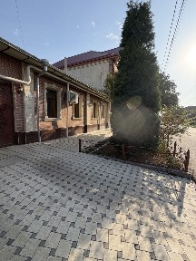 Дом продается в центре