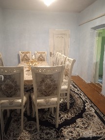 Яанги йулда 4- хонали сотилади