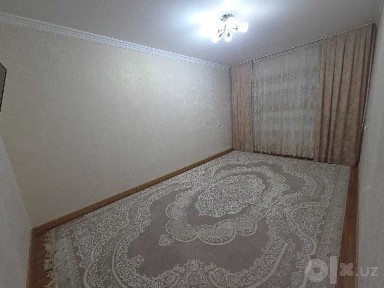 Медгородокда Офарин туйхона ёнидаги домда 4-хонали квартира сотилади