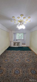 Олмазор тумани коракамиш сой буйида 3 хона 3 этаж сотилади сотилади