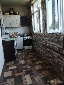 Продам 2-х комнатную переделанную в 3-х. Квартира находиться в Тройцке