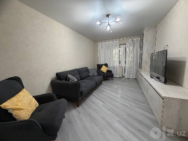 Продается 3 комнатная квартира ремонт Максим Горький, метро БИЙ