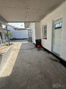 Tipagrafiyada hovli sotiladi