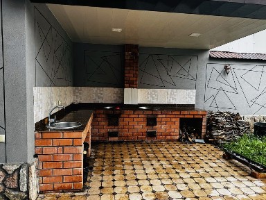 Dacha sotiladi humsonda oilaviy qoʻyilgan toza dacha