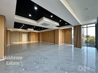 Офис 100 м² с панорамными окнами в «Lima Business Center» (аренда)
