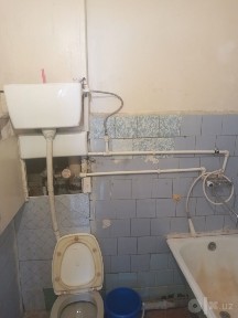 2 хона ишорога берамис ойлавига, Меьмонлар кучада Токиз бозорга.