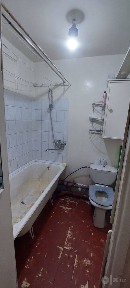 Чиланзар 20, кирпич 42 кв. м 1 комнатная