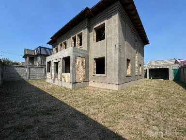 Продается Дом 356 м2, 8 сот, парк Янги Узбекистан, Метан заправка