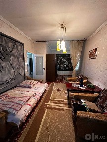 Продаётся 1-Комнатная Квартира Массив Феруза Институт Гинекологии