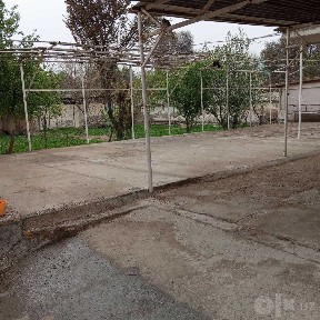 Kogon shaharda tayyor uchastka sotiladi.