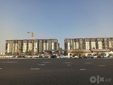 Uy sotiladi katta qoyliq food city