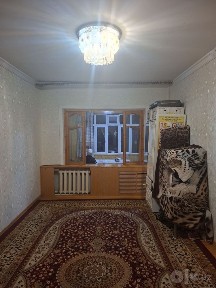 padval bor orqada hovlisi ham bor balkon 3/6 80m kv