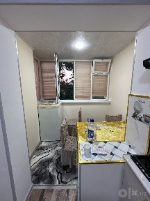 Арзон нархда 3 хоналик квартира сотилади