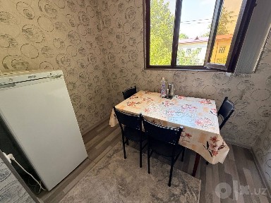 Аренда сдается 2 комнатная квартира Юнусабад 4-й квартал