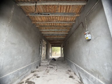 Hovli uchaska 6 sotix