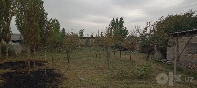 Uy sotiladi srochna