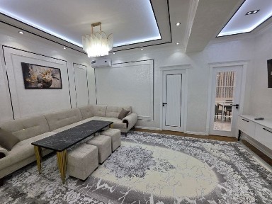 Продается 3 ком. Квартира площадью 70 кв. м. По ул. Рудаки