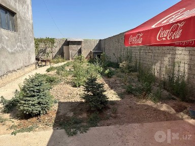Сдаётся в аренду 3-этажное коммерческое здание