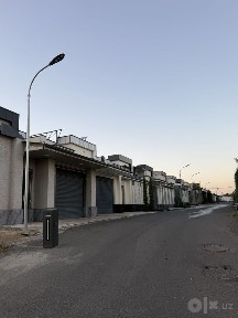 Limonariy kottej sotiladi
