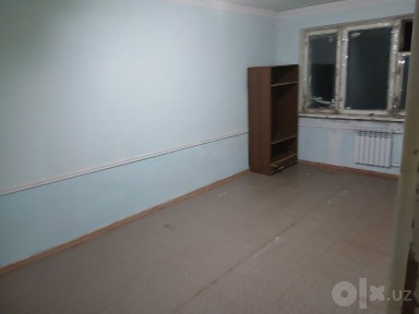CHirchiq shahrida 3 xonali kvartira ijaraga beriladi