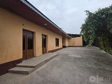 Кибрай тум Оқолтин маҳ Жамбул кӯчасида 12 сот 7 хонали уй сотилади.