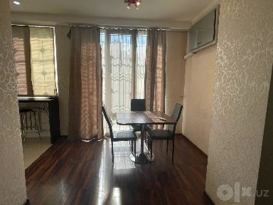 Сдаётся 2-комн Ц-1, 80 м²