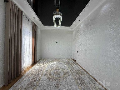 3 хоналик квартира 5 кават Бухара сити Айнимо