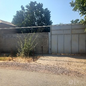 Hovli uy Boka tumanda