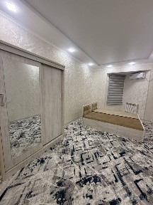 5 каватли домнинг 4 каватида 2 хонали квартира ижарага берилади
