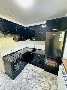Продам свою 2-комнатную квартиру на первом этаже ориентир вокзал парк