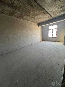Продаётся 3х комн квартира на 2 этаже Ор-р Файзобод