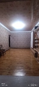 Продаётся 4 ком. квартира, 77 серия, 4 этаж 4 эт. дома. Паркент. базар.