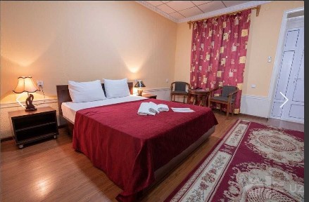 Продаётся гостиничный комплекс в Яккасарае - 3 800 м²