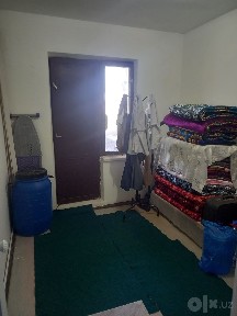 2 xonali kvartira sotiladi