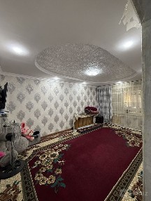 Чирчик троицкийда дом 1 етаж 3 хонали ! БЕЗ МАКЛЕР!