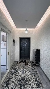 Farg'ona shaxar, Shaxar markazida 2-xonalik uy sotiladi.