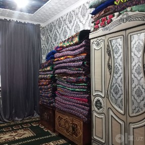 Termiz shahrida yangi 3 honali toza ozoda kvartira ijaraga beriladi. B
