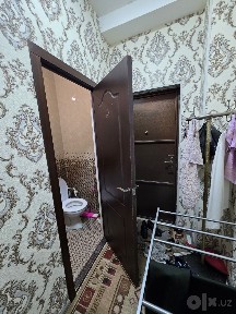 Продаю 1 комнатная квартира массив Феруза