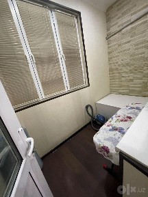 Срочно продаёться 2 комнатная Метро Ц квартал