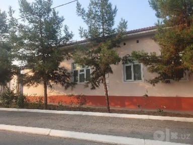 Ховли уй сотилади 6 сотих. Фаргона шахар Истоклол стадиони олдида.