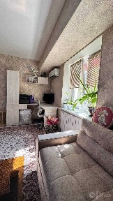 Продается 1в2 комнатная квартира массив Феруза на Мирзо Улугбекском
