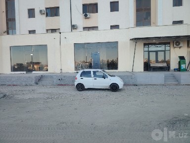 сотилади дукони 80кв дан 2 та 160 кв жами адрес бухоро геофизикадан ут